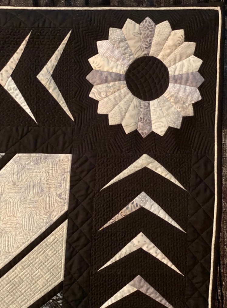 "Midnight Rayes" by Mary Brown, Quilted by Lovenia Casto - Corner